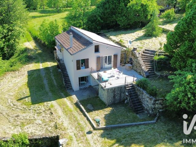 Maison vente à Le Besson, Saint-Andéol-de-Fourchades
