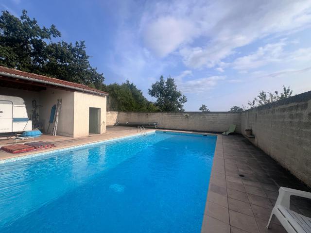 Maison vente à Alès, Saint-privat-de-champclos