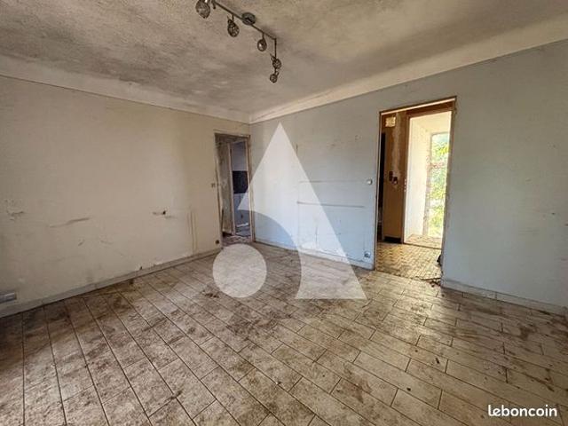 Maison vente à Niort, Échiré