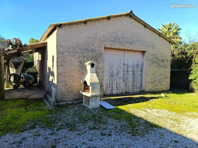 Maison vente à Lodève, Plaissan