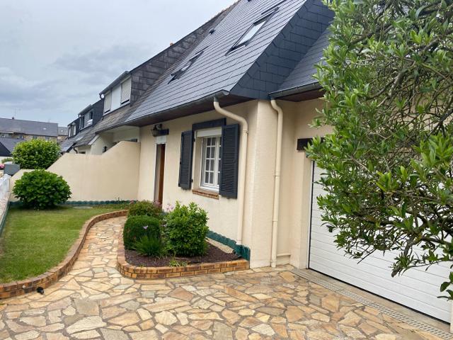 Maison vente à La Faverie, Lécousse