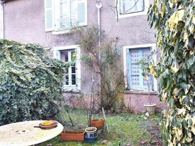 Maison vente à Angers, Savennières