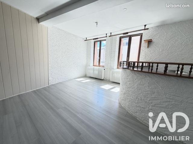 Maison vente à Clermont-Ferrand, Les Martres-de-veyre