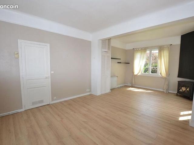 Maison vente à Palaiseau, Sainte-geneviève-des-bois