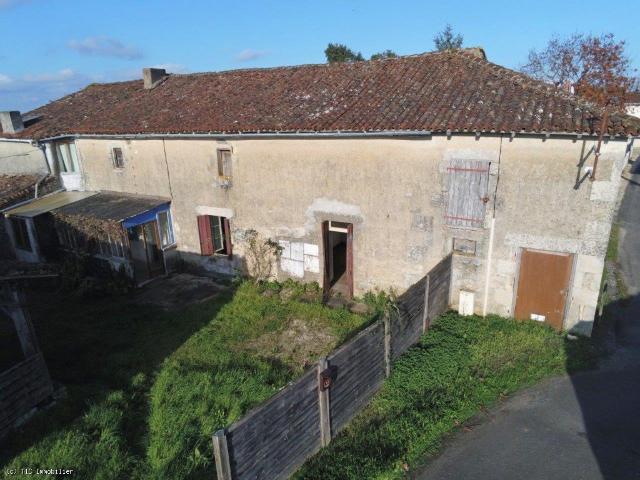 Maison vente à Montmorillon, Lizant
