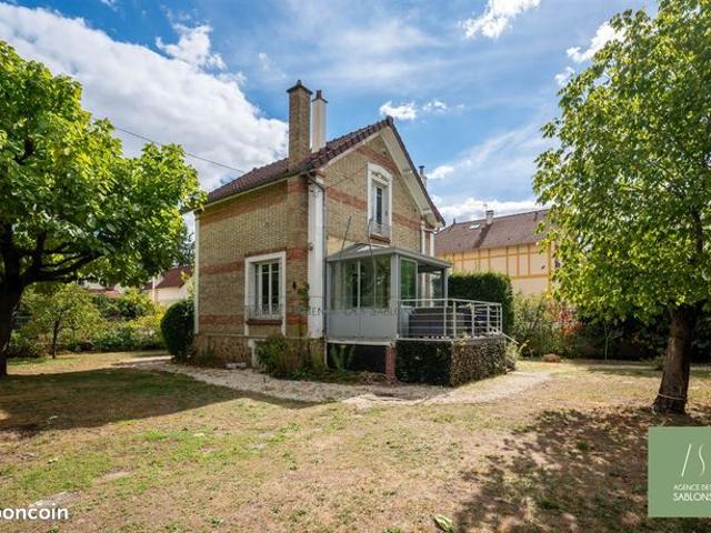Maison vente à Saint-Germain-en-Laye, Le Vésinet