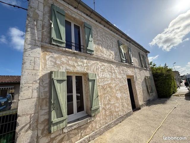 Maison vente à Jonzac, Saint-aigulin