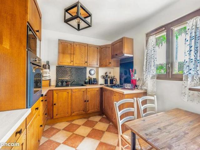 Maison vente à Palaiseau, Sainte-geneviève-des-bois