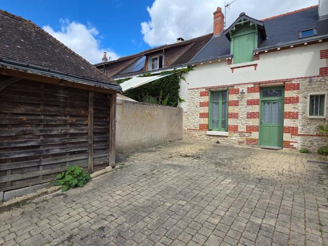 Maison vente à Tours, La Ville-aux-dames