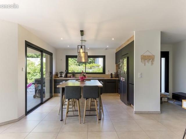 Maison vente à Grenoble, Saint-hilaire-du-rosier