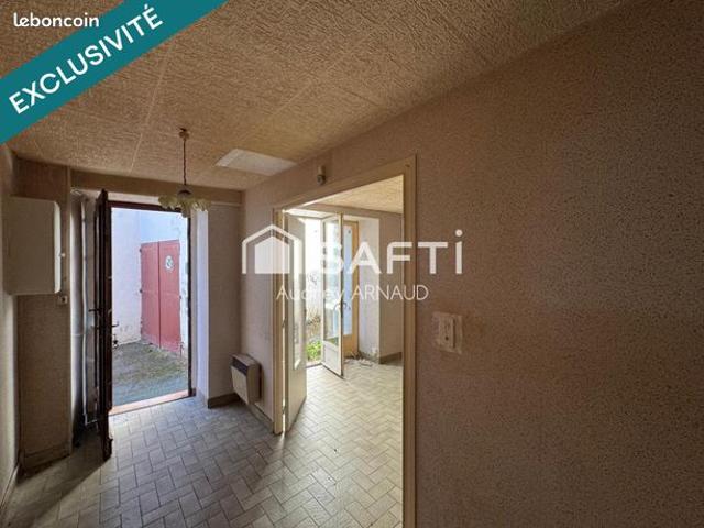 Maison vente à Pontaumur, Puy-de-Dôme