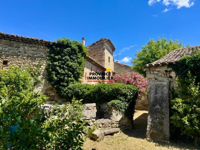 Maison vente à Carpentras, Visan