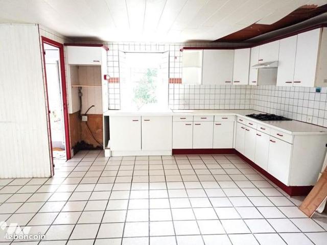 Maison vente à Guingamp, Bretagne
