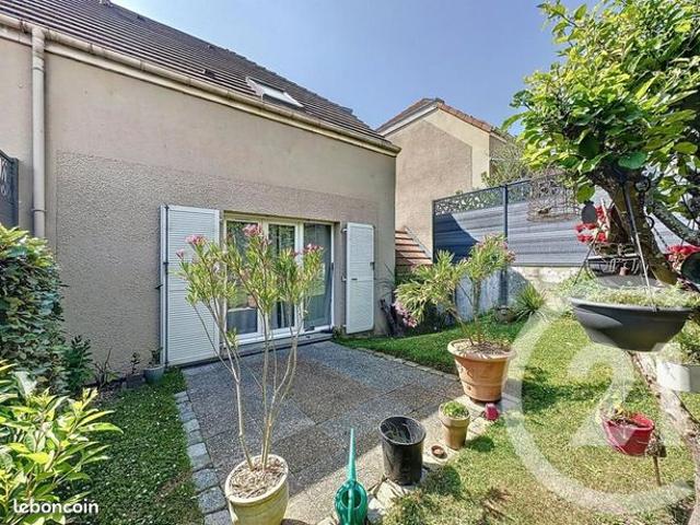 Maison vente à Louvres, Martinique