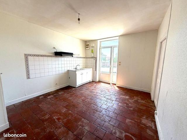 Maison vente à Saint-Claud, Charente
