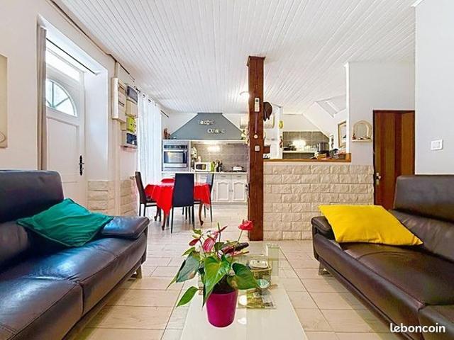 Maison vente à Largentière, La Souche