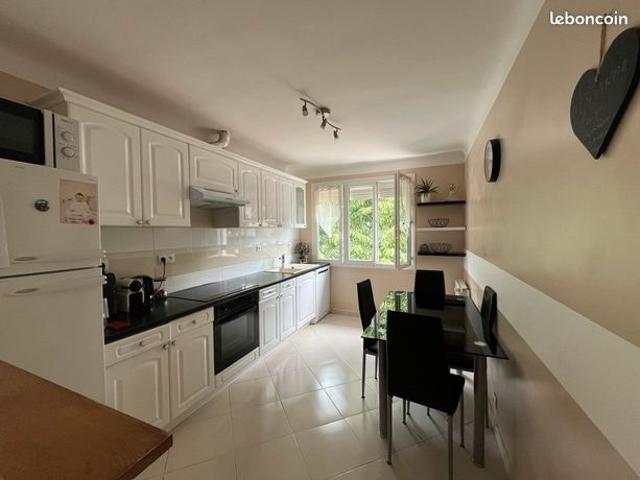 Maison vente à Versailles, Les Clayes-sous-bois