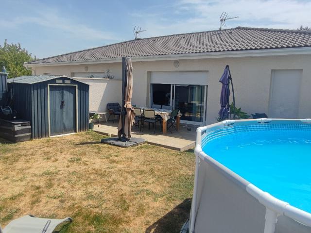 Maison vente à La Manche, Saint-Cyr-sur-Menthon