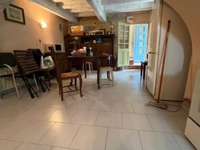 Maison vente à Nîmes, Beaucaire