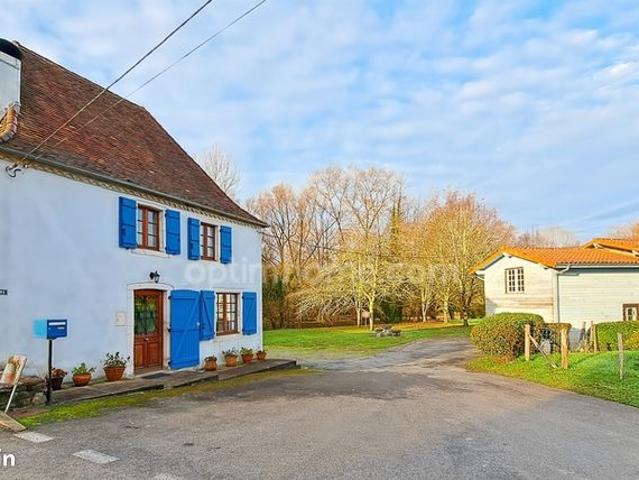 Maison vente à Oloron-Sainte-Marie, Sauveterre-de-béarn