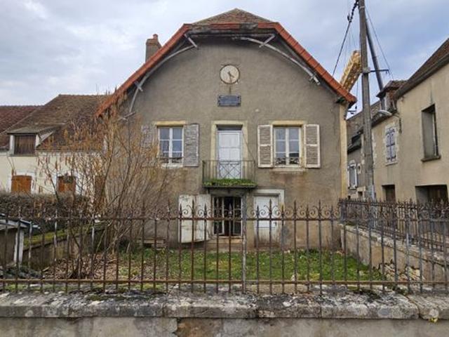 Maison vente à Clamecy, Varzy