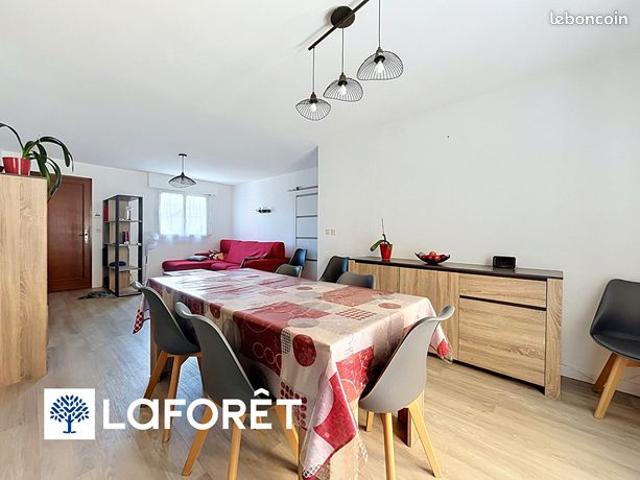 Maison vente à Confolens, Ligné
