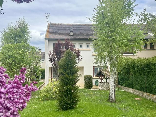 Maison vente à Mantes-la-Jolie, Houdan