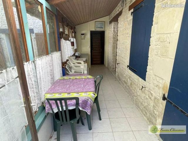 Maison vente à Confolens, Ambérac