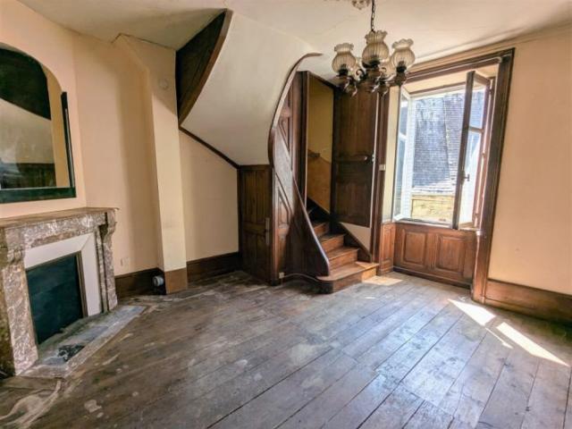 Maison vente à Ussel, Nouvelle-Aquitaine