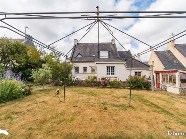 Maison vente à Guingamp, Bretagne