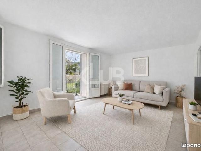 Maison vente à Nîmes, Collias