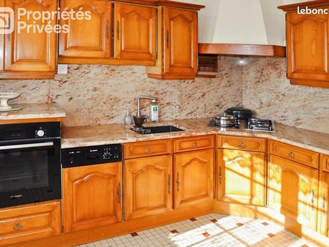 Maison vente à Laval, Saint-berthevin