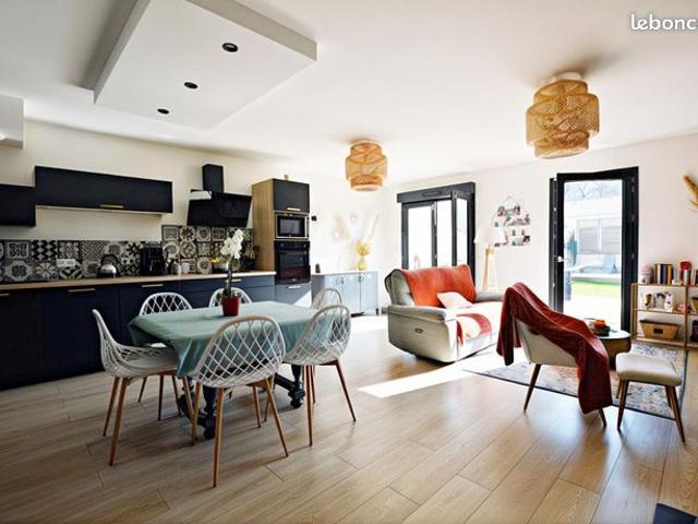 Maison vente à Valence, Barbières