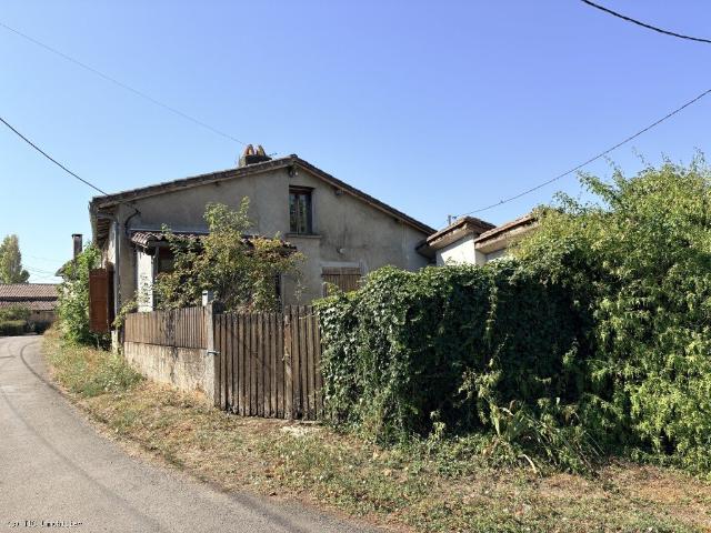Maison vente à Confolens, Nanteuil-en-vallée
