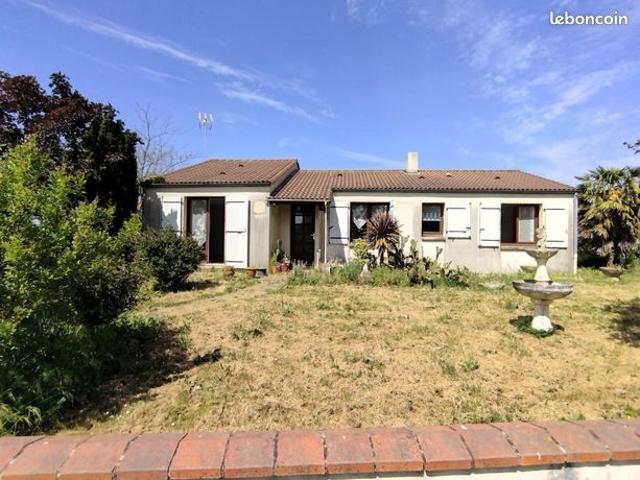 Maison vente à Saint-Martin-des-Noyers, Vendée