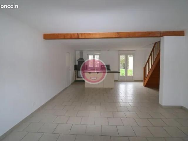 Maison location à Besnez, Saint-Arnoult-des-Bois