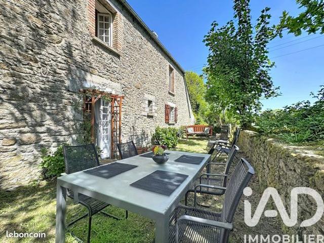 Maison vente à Guingamp, Bretagne