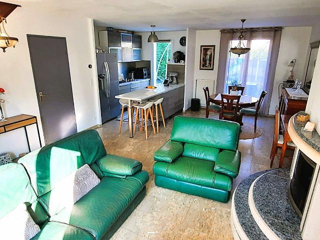 Maison vente à Palaiseau, Sainte-geneviève-des-bois