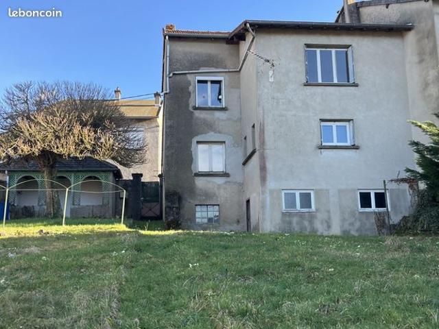 Maison vente à Agen, Cours