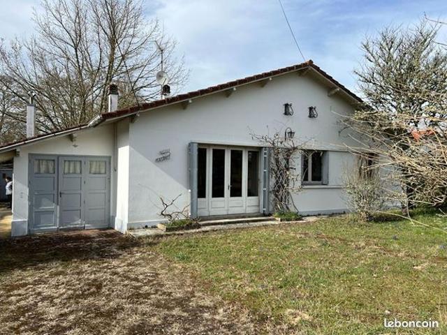 Maison vente à Roquefort
