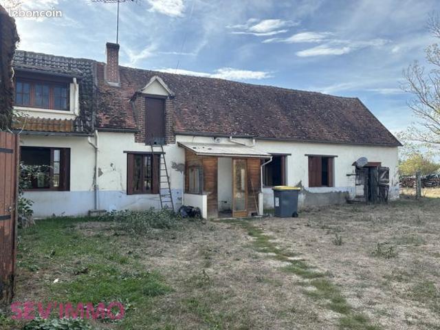 Maison vente à Marcenat, Allier