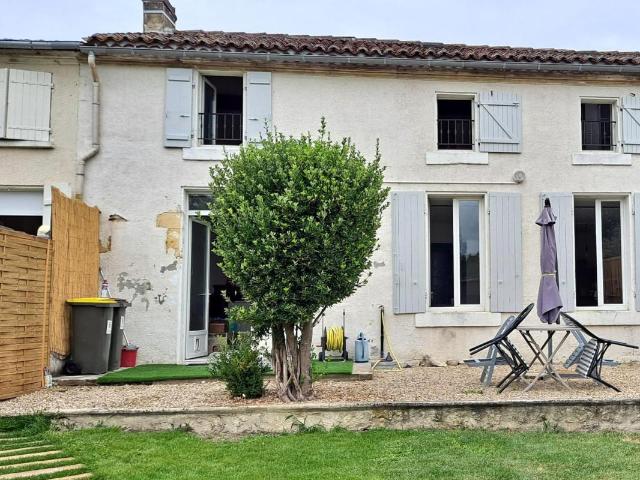 Maison vente à Cognac, Charente