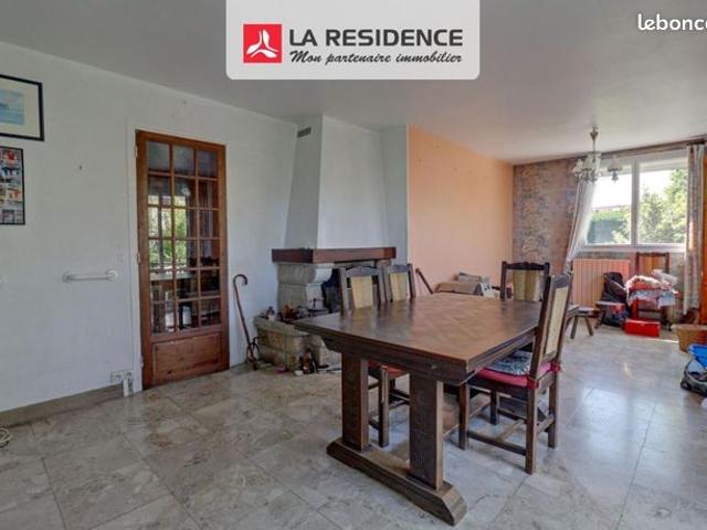 Maison vente à Saint-Germain-en-Laye, Carrières-sous-poissy