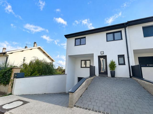 Maison vente à Neuves-Maisons, Meurthe-et-Moselle