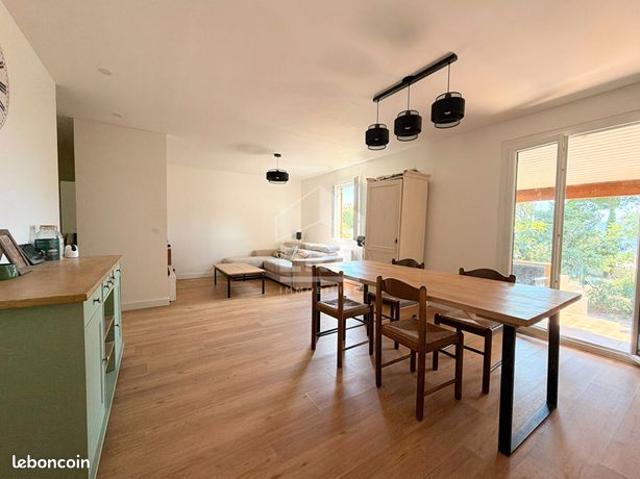 Maison vente à Apt, Villelaure