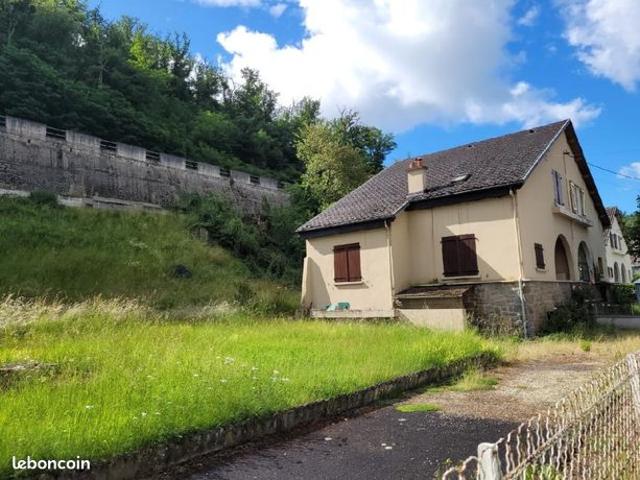 Maison vente à Ussel, Bort-les-orgues