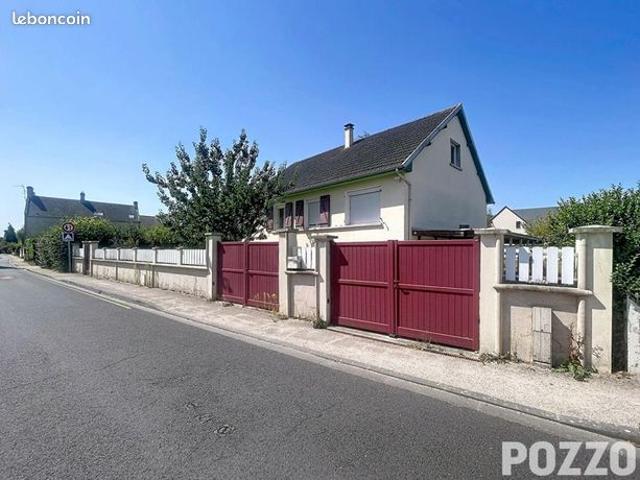 Maison vente à Caen, Rots