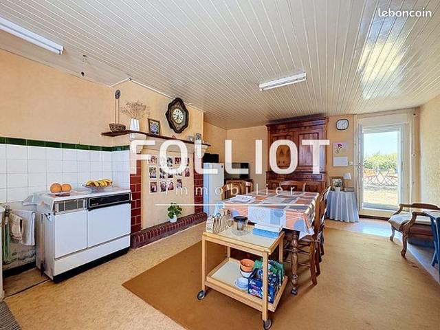 Maison vente à Avranches, Crollon