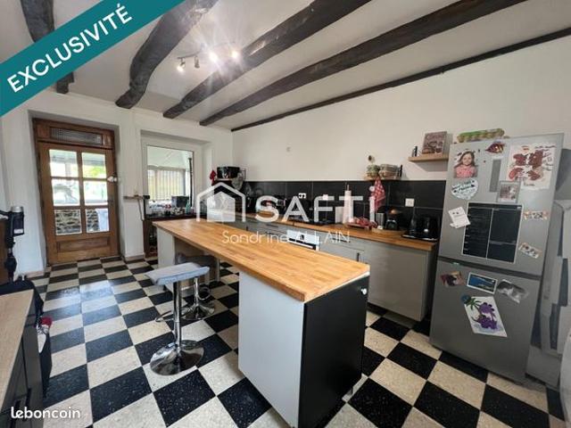 Maison vente à Guingamp, Bretagne
