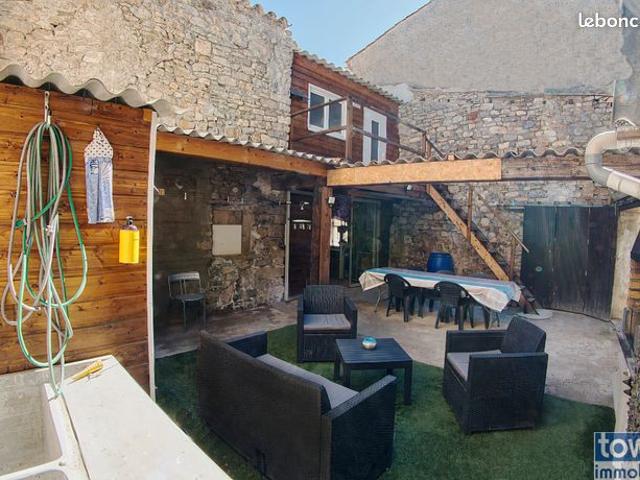Maison vente à Narbonne, Cascastel-des-corbières